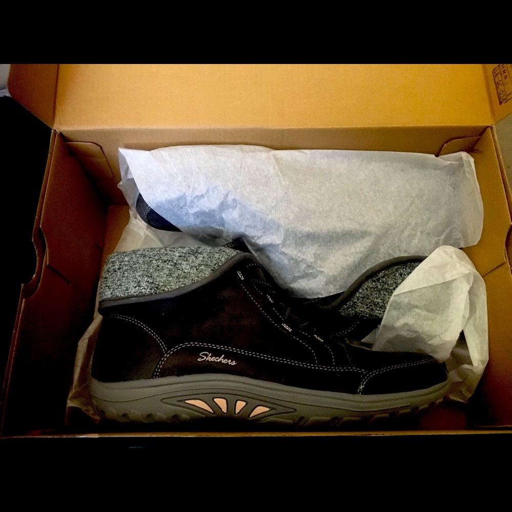 Skechers women’s shoes